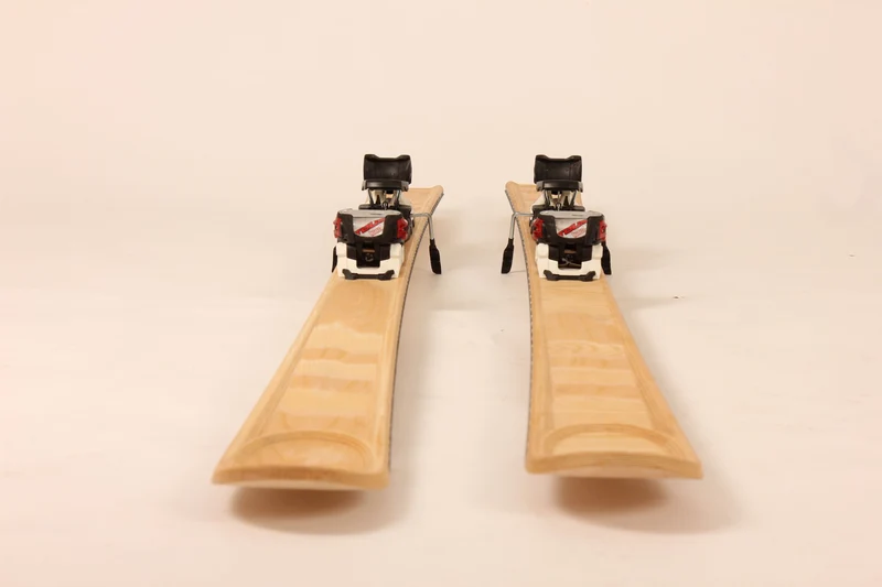 100 % recyclable skis