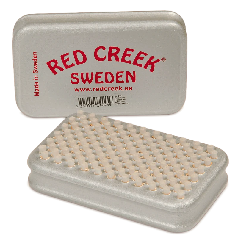 Red Creek Fine White 4mm Nylon Racing Silver Hand Brush
